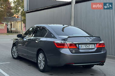 Седан Honda Accord 2014 в 
