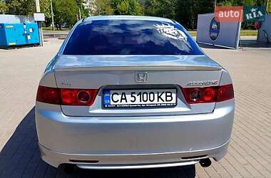 Седан Honda Accord 2004 в 