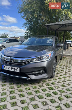 Седан Honda Accord 2017 в 