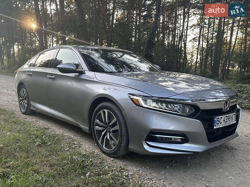 Седан Honda Accord 2018 в 