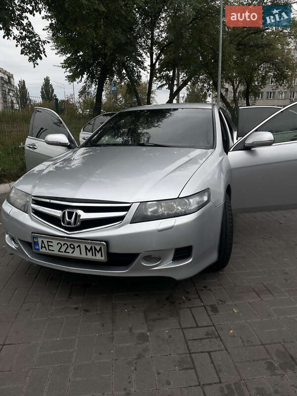 Седан Honda Accord 2008 в Києві