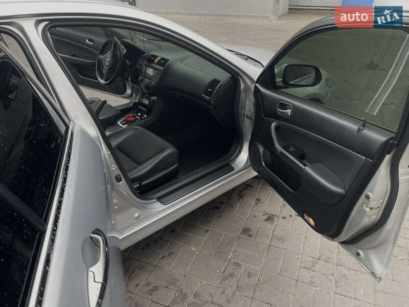 Седан Honda Accord 2008 в Києві