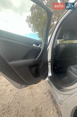 Седан Honda Accord 2011 в 