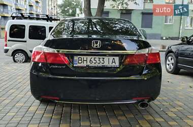 Седан Honda Accord 2014 в 