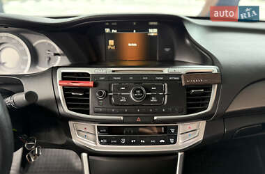 Седан Honda Accord 2014 в 