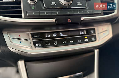 Седан Honda Accord 2014 в 