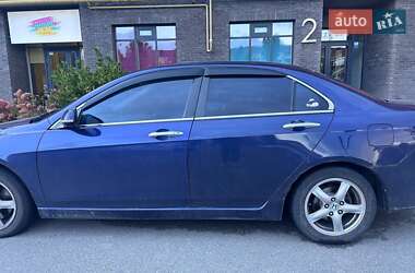 Седан Honda Accord 2004 в 