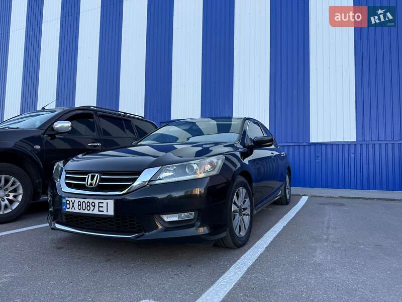 Седан Honda Accord 2014 в Хмельницькому фото 2 Седан Honda Accord 2014 в Хмельницькому