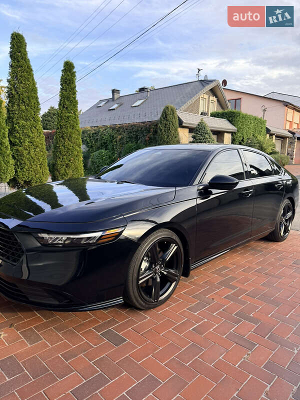 Седан Honda Accord 2024 в Харкові