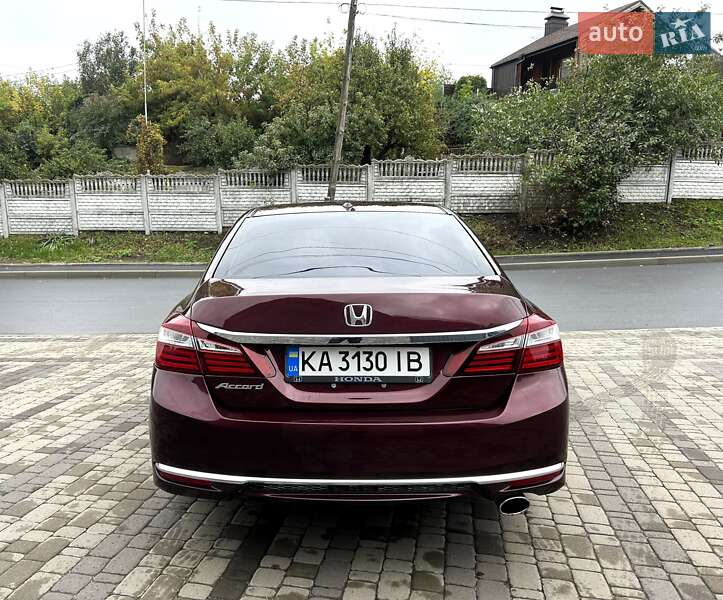 Седан Honda Accord 2017 в Киеве