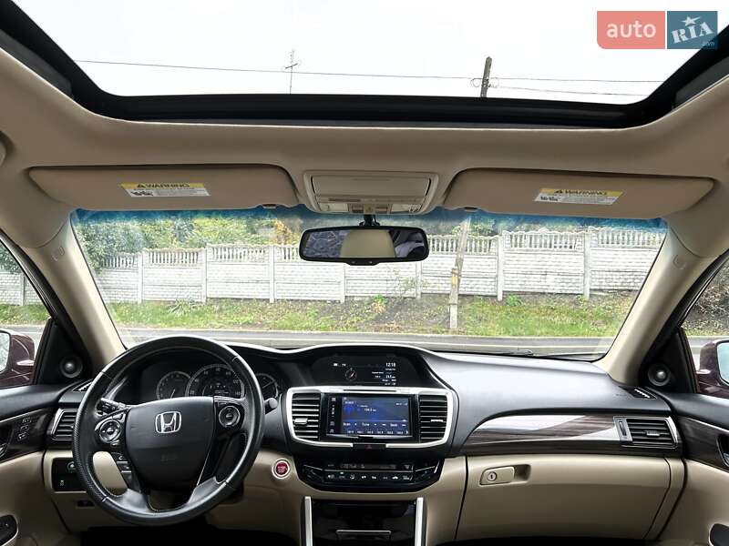 Седан Honda Accord 2017 в Киеве