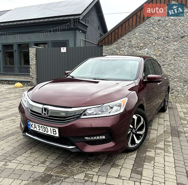 Седан Honda Accord 2017 в Киеве