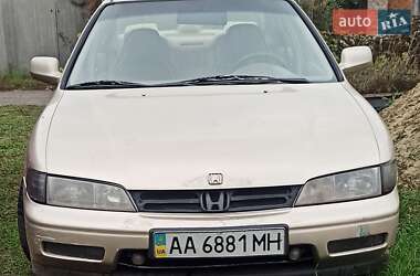 Седан Honda Accord 1995 в Полтаве