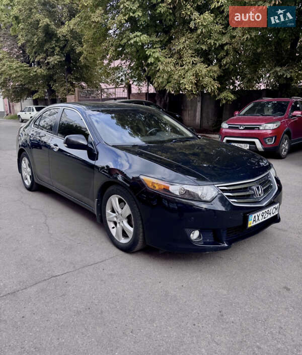 Седан Honda Accord 2010 в Полтаві