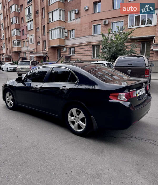 Седан Honda Accord 2010 в Полтаві