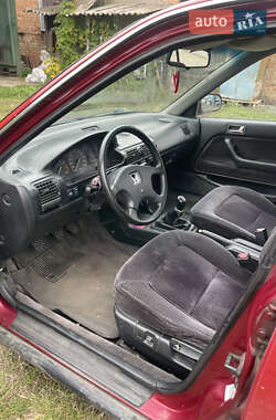 Седан Honda Accord 1993 в 