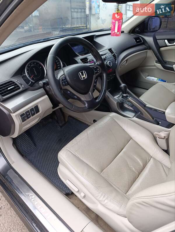 Седан Honda Accord 2008 в Первомайську