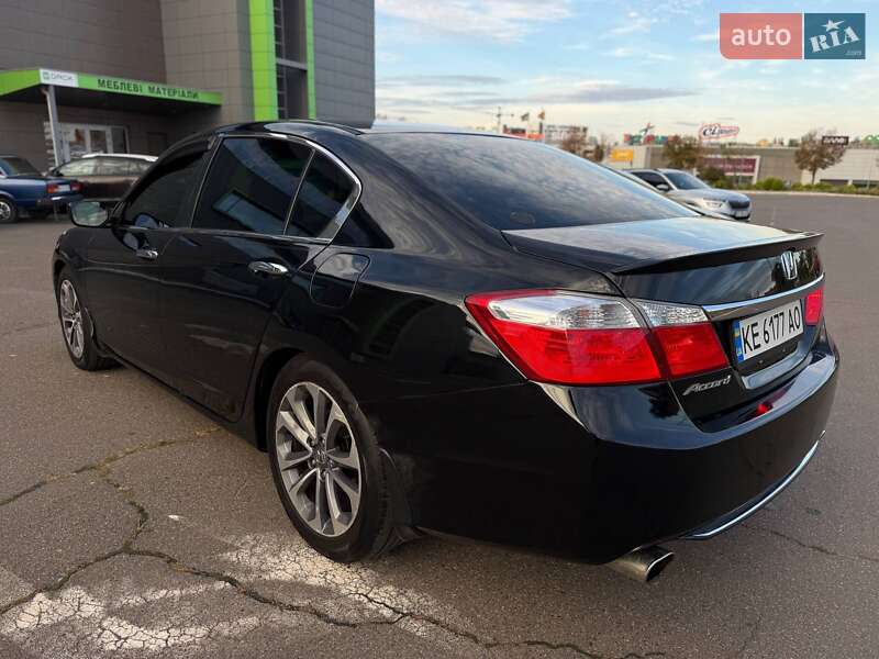 Седан Honda Accord 2015 в Кривому Розі