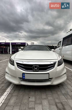 Купе Honda Accord 2012 в Ровно