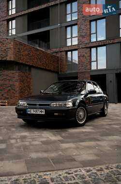 Седан Honda Accord 1990 в Дніпрі