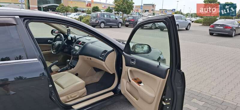 Седан Honda Accord 2006 в Одессе