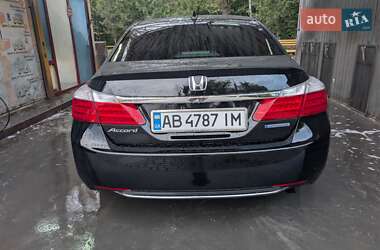 Седан Honda Accord 2014 в 