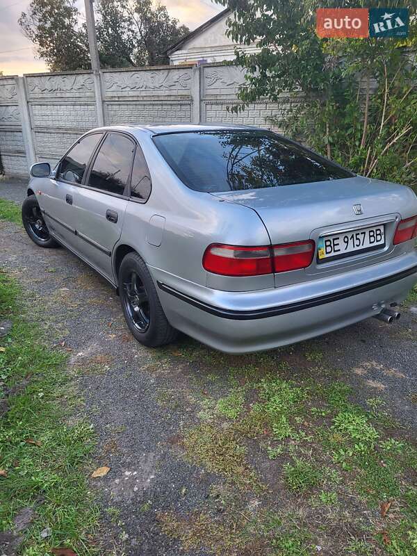 Седан Honda Accord 1997 в Владимире