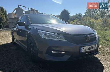 Седан Honda Accord 2015 в Вишневом