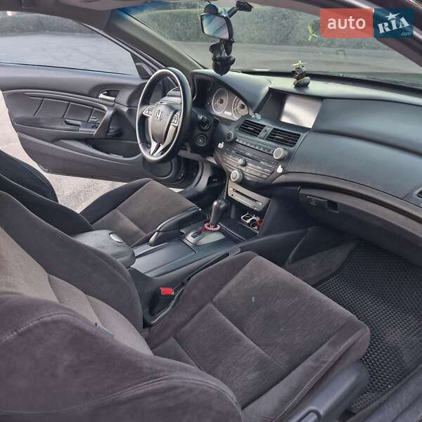 Купе Honda Accord 2009 в Каменском