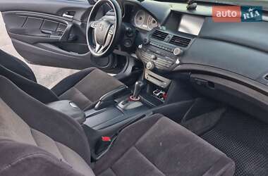 Купе Honda Accord 2009 в 