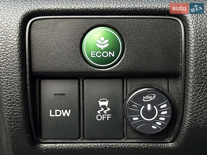 Седан Honda Accord 2015 в Днепре