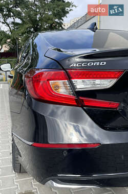 Седан Honda Accord 2021 в 