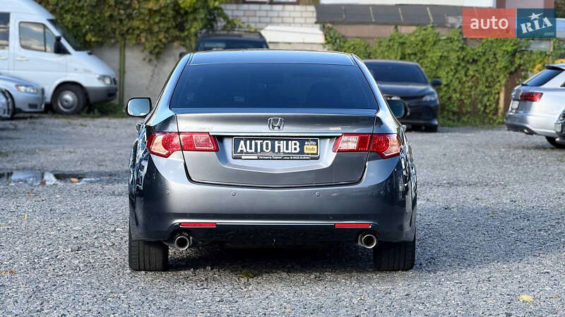 Седан Honda Accord 2012 в Бердичеве