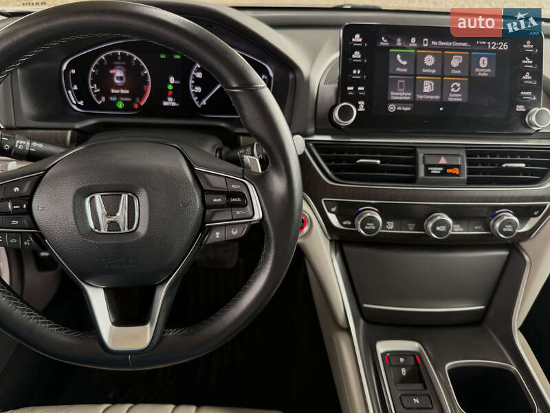 Седан Honda Accord 2018 в Киеве