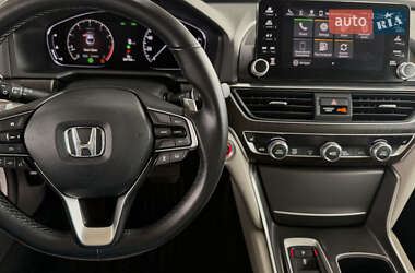 Седан Honda Accord 2018 в 