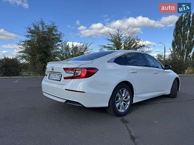 Седан Honda Accord 2018 в Кривом Роге