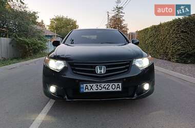 Седан Honda Accord 2010 в 