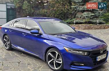 Седан Honda Accord 2019 в Киеве