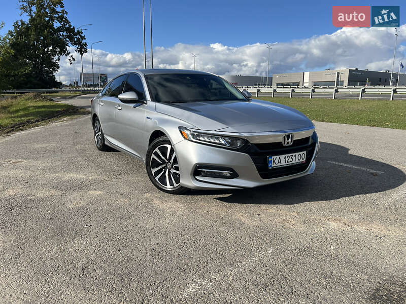 Седан Honda Accord 2018 в Києві