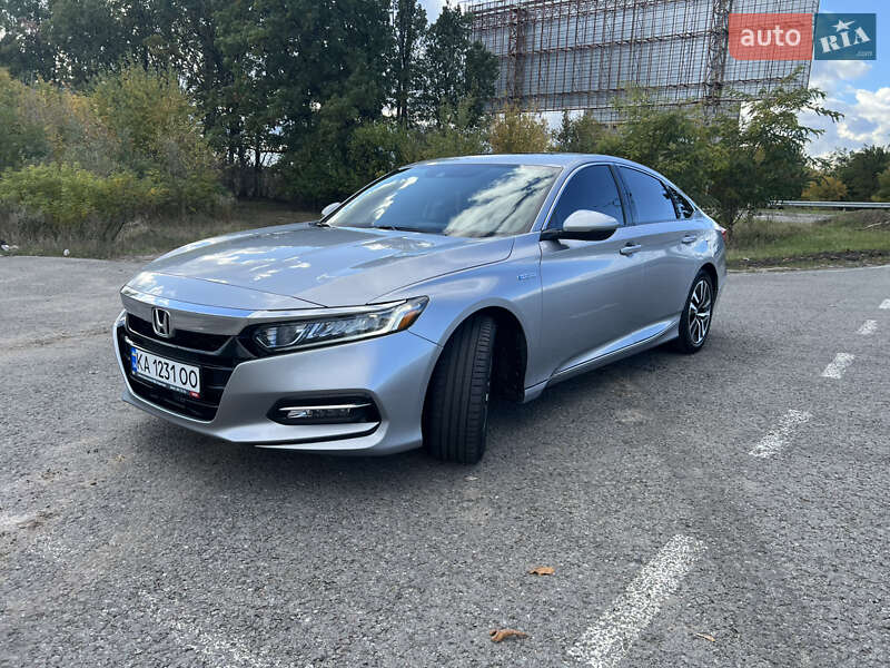 Седан Honda Accord 2018 в Києві