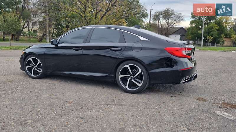 Седан Honda Accord 2022 в Белгороде-Днестровском