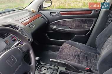 Седан Honda Accord 1999 в 