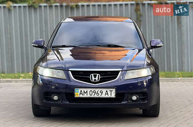 Седан Honda Accord 2004 в 