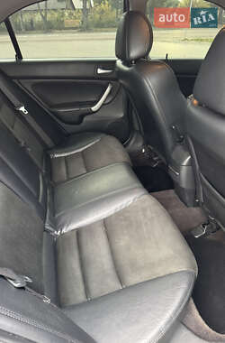 Седан Honda Accord 2004 в 