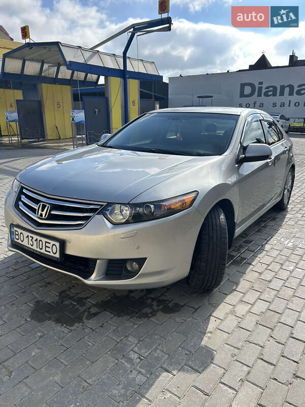 Седан Honda Accord 2008 в 