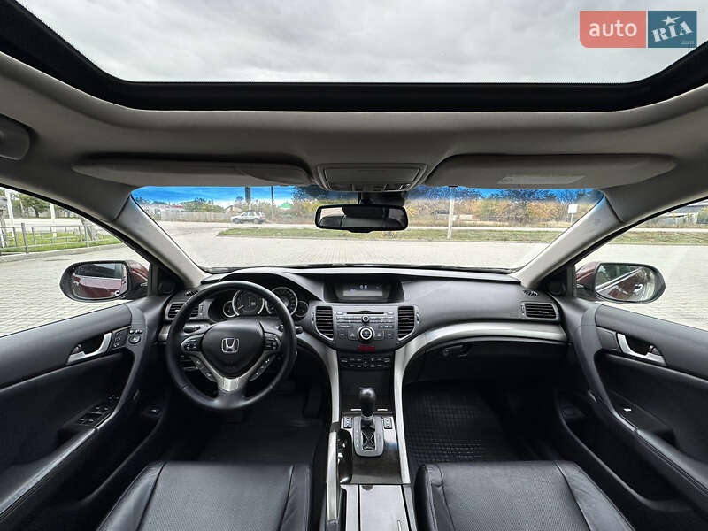 Седан Honda Accord 2010 в Харькове