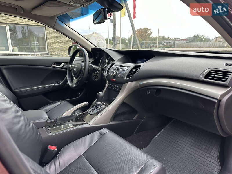 Седан Honda Accord 2010 в Харькове