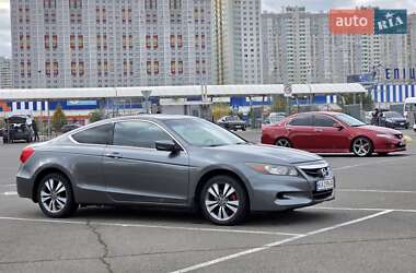 Купе Honda Accord 2012 в 