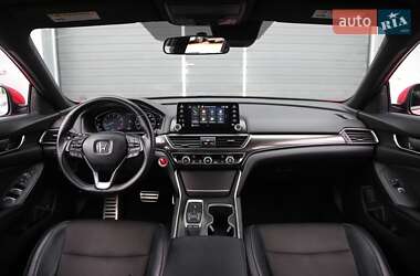 Седан Honda Accord 2018 в  фото 15 Седан Honda Accord 2018 в