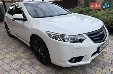 Седан Honda Accord 2011 в 